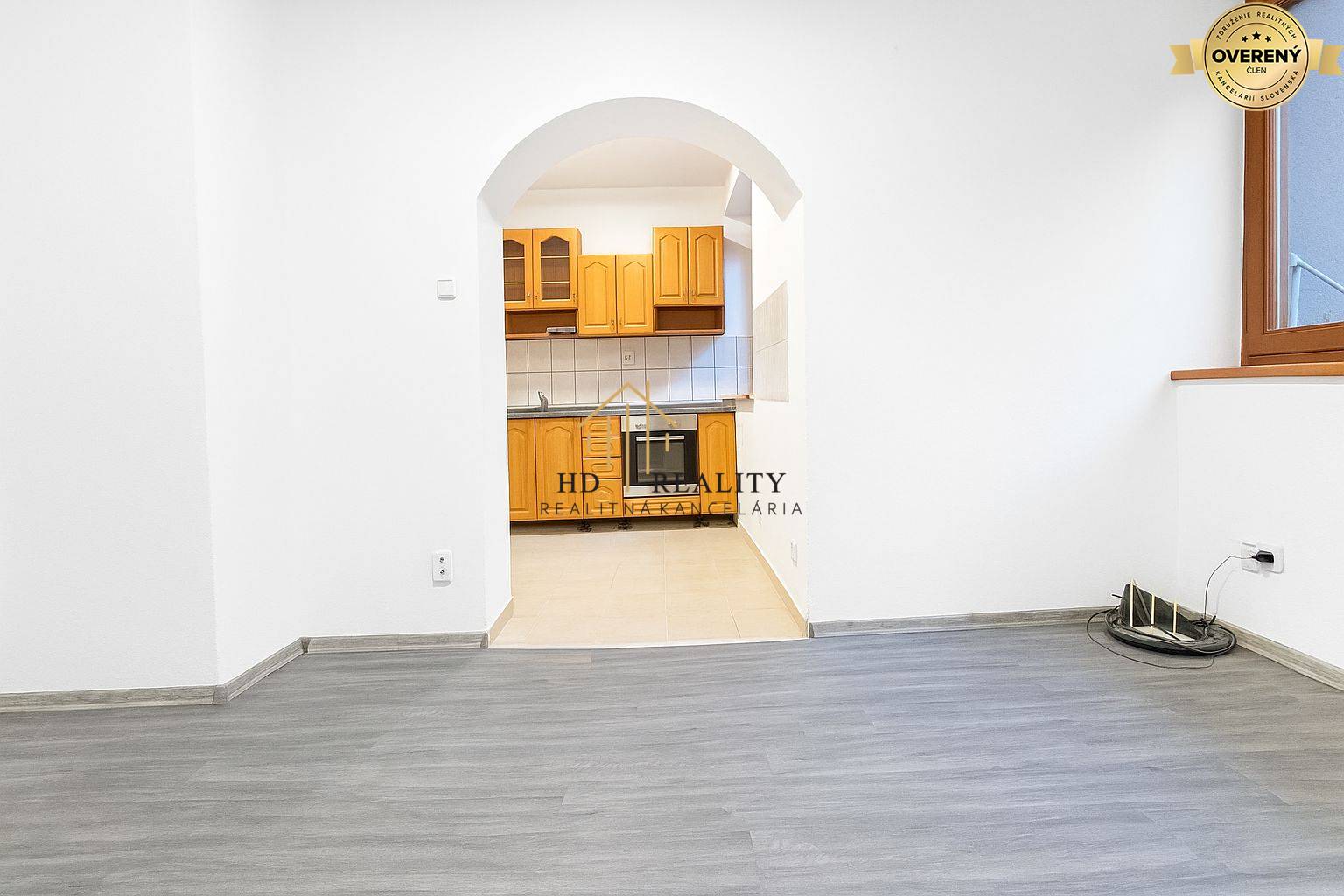 pohlad do kuchyne-štef.jpg