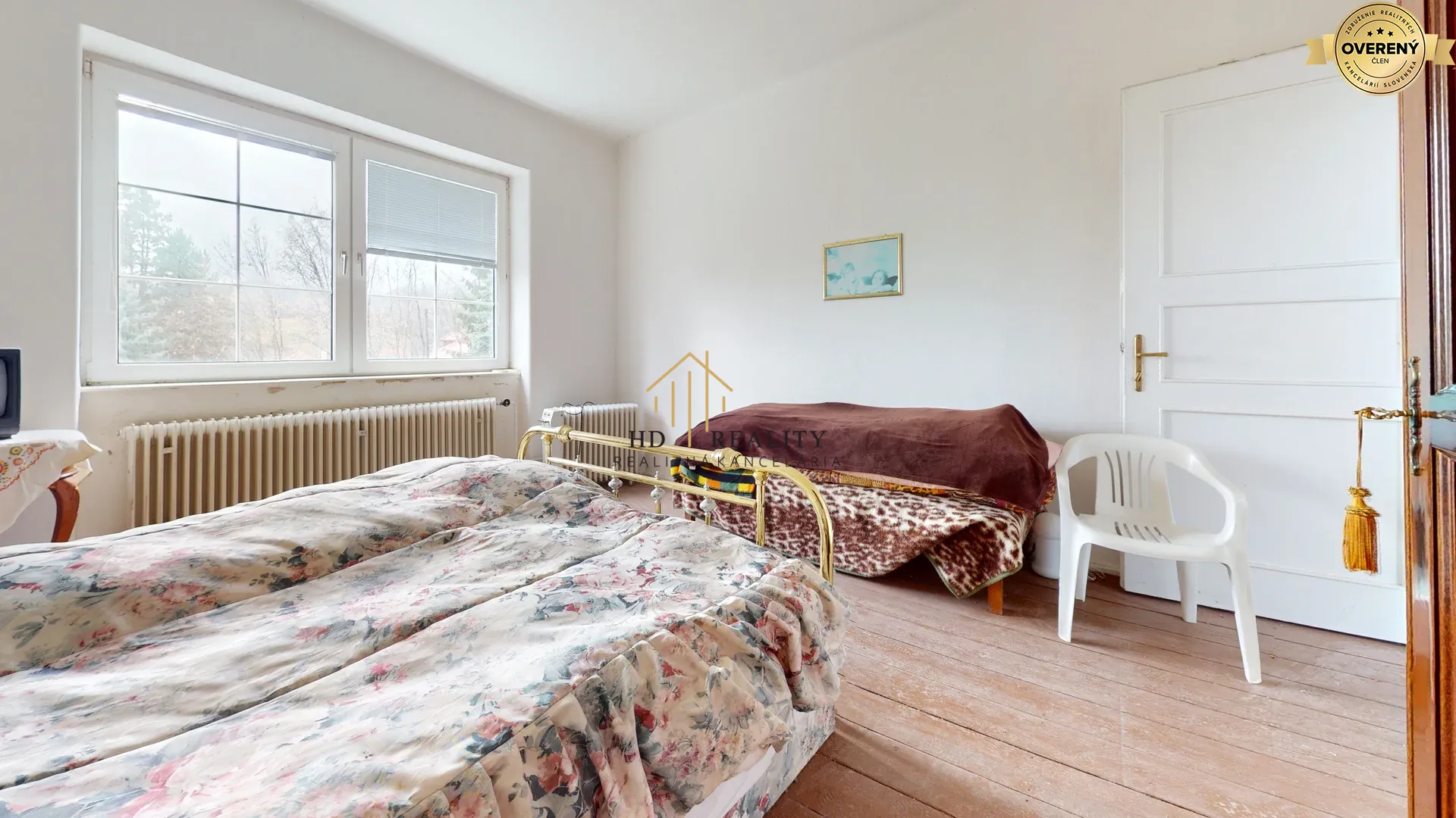 spálňa 1 bs hore.webp