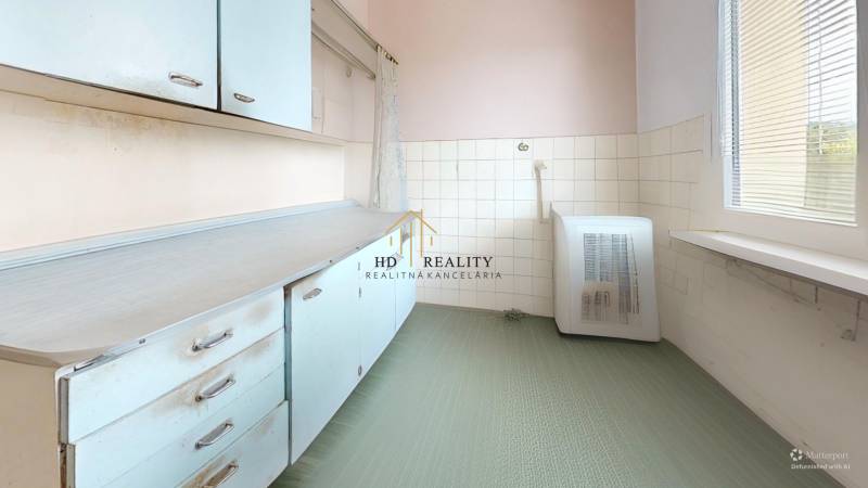 Bedroom-Defurnished.jpg