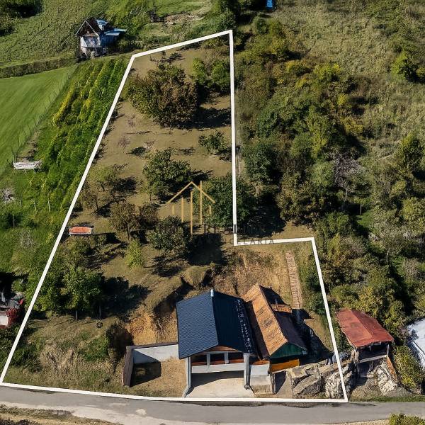 pukanec chata upravená foto.jpg