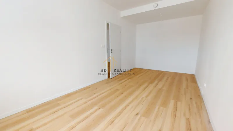 spálna šatník.webp