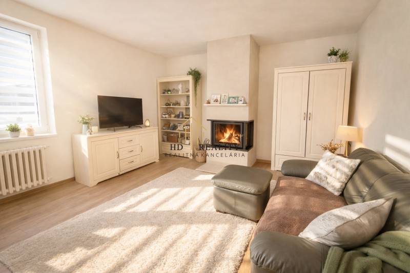 1770743604-44ccf393-fb98-413a-96ee-718e47f0e962 (1).png