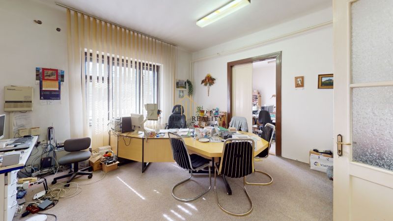 Office(2).jpg