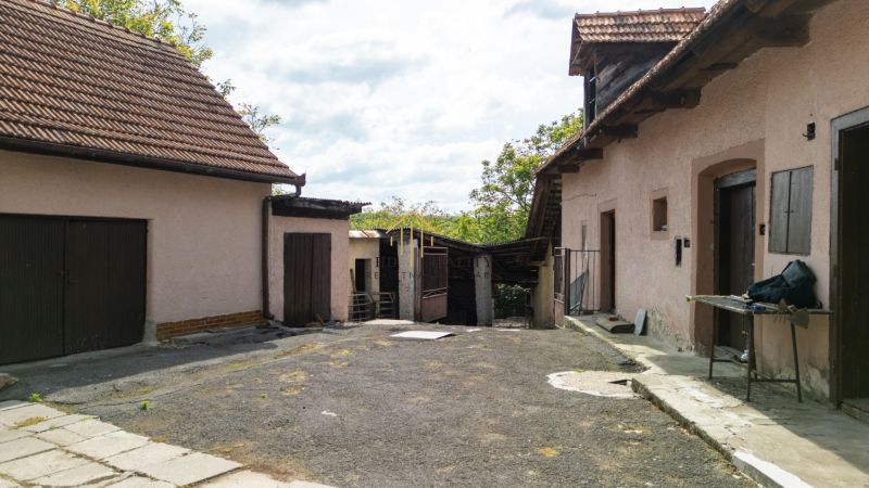 HD REALITY, Predaj, rodinný dom s veľkým pozemkom v obci Brhlovce