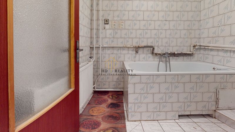 HD REALITY - Exkluzívne na predaj rodinný dom v obci Sklené Teplice