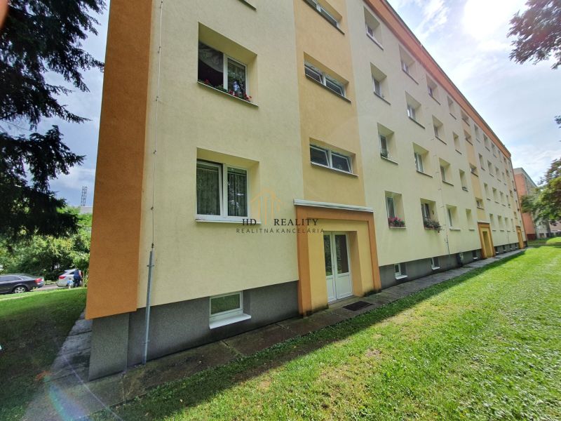 Kamerovy-system-bytovka-Sadova-4-6-Banska-Bystrica-1.jpg