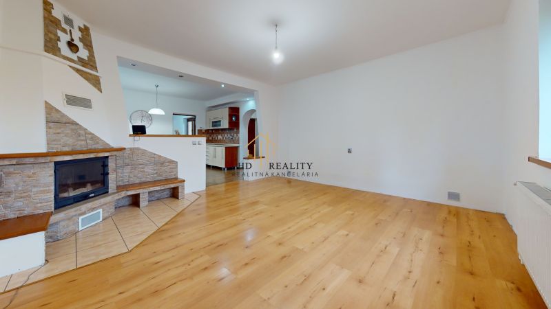 HD REALITY, na predaj rodinný dom  Belá-Dulice pri Martine