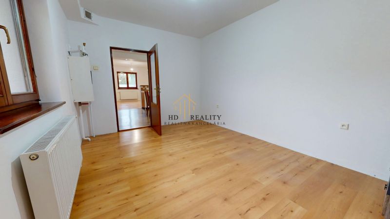 HD REALITY, na predaj rodinný dom  Belá-Dulice pri Martine
