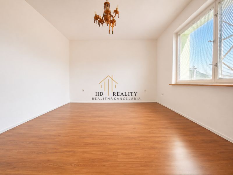 HD REALITY, predaj , Dvojizbový byt v obci Sklabiná