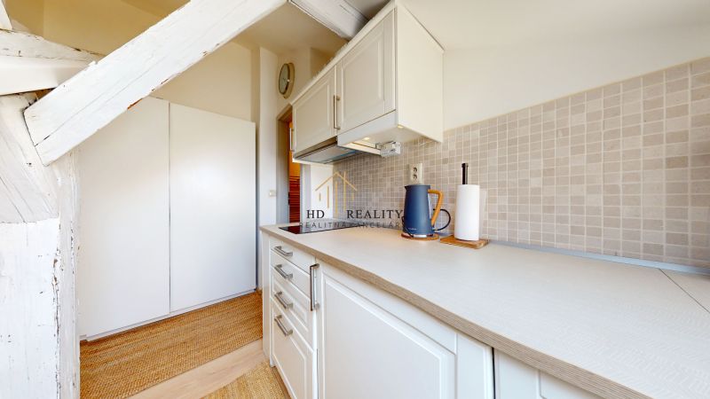 HD REALITY, prenájom,  jednoizbový apartmán v centre Banskej Štiavnice