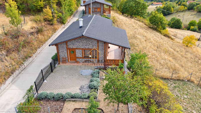 HD REALITY, predaj rodinný dom s výhľadmi na okolitú prírodu | 95 m² |