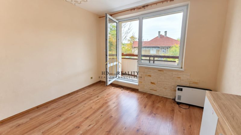 HD REALITY, predaj , Trojizbový byt v obci Závada